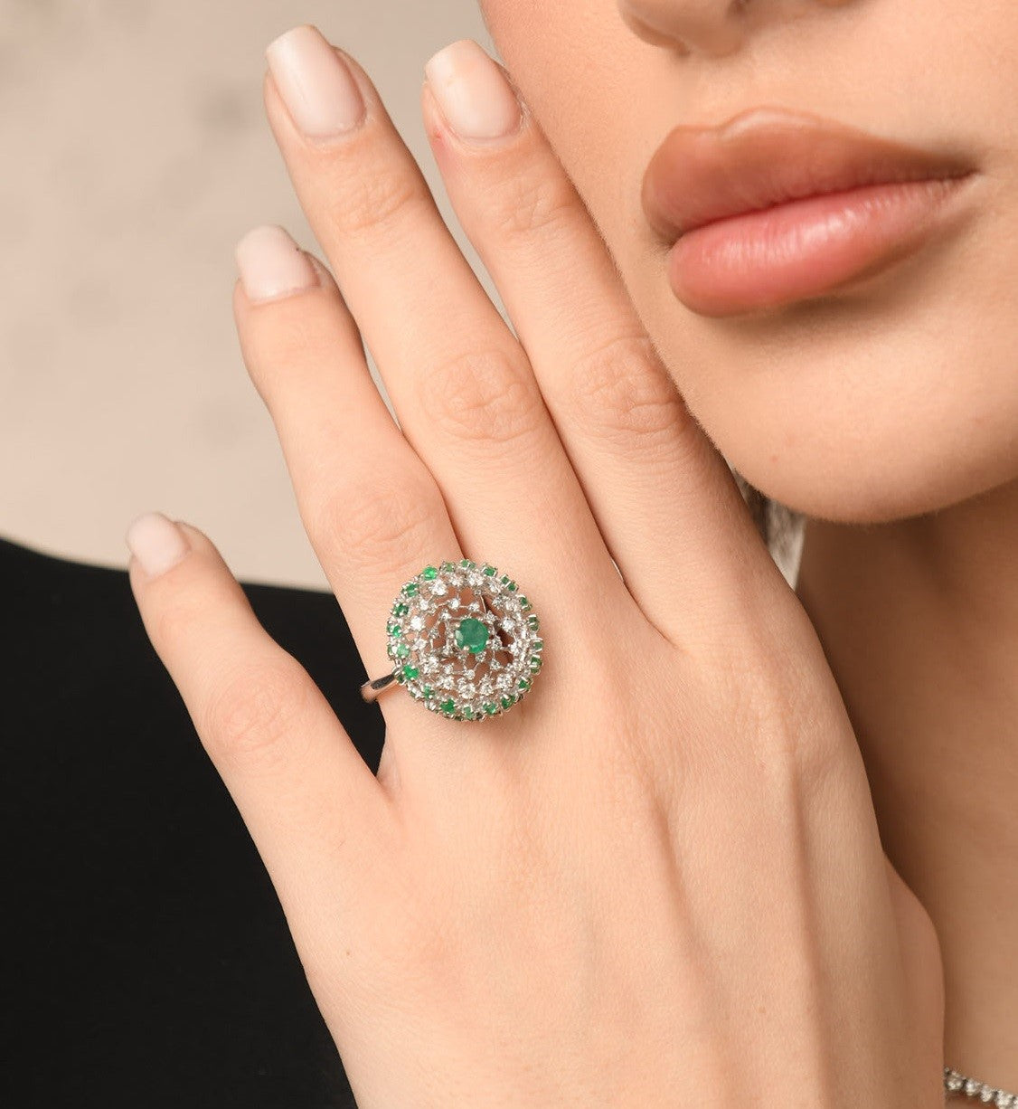 DIAMOND RING