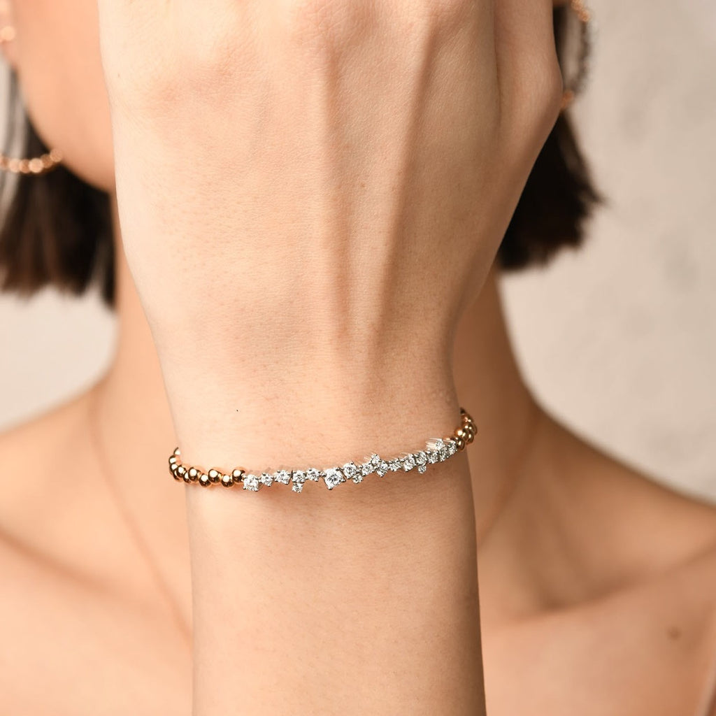 Elise Bangle